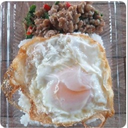 เซตข้าวราดกะเพราหมูสับ2กล่อง+ไข่ดาว2ฟอง