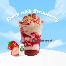 สตรอว์เบอร์รี่ นมสดปั่น Smoothie booth.