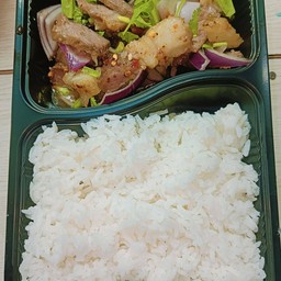 ข้าวยำ เนื้อย่าง