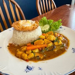 ข้าวเครื่องแกงไก่