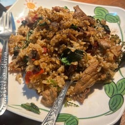 ข้าวผัดกะเพราหมูคลุก (หมูสับ)