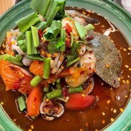 เหลาทะเลรวม | Spicy Mixed Seafood (Shrimp, Crab, Salmon) | 麻辣海鲜拼盘（虾，蟹，三文鱼）