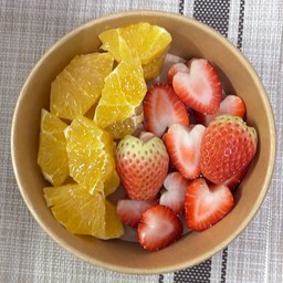 สตอเบอรรี่ ส้ม