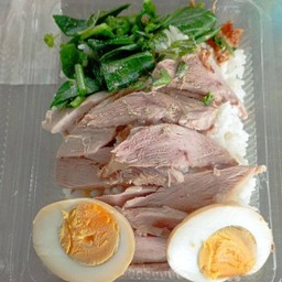 ข้าวหน้าเป็ดไหมหนัง + ไข่