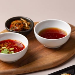 น้ำจิ้มเกี๊ยวซ่า