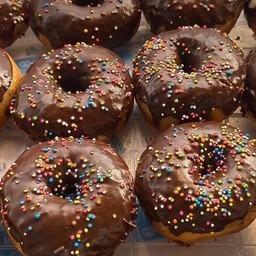 โดนัทช็อคโกแล๊ค