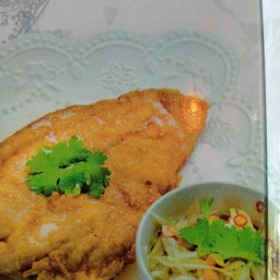 ปลากะพงทอดน้ำปลา