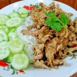 ข้าวหมูกระเทียม