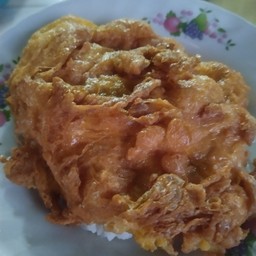 ข้าวไข่เจียวใส่หมูสับ