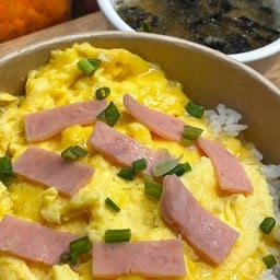 ข้าวไข่เจียว ไข่ข้นทรงเครื่อง เชฟนัท สาขา1