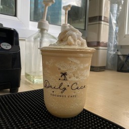 กาแฟมะพร้าวเผาปั่น