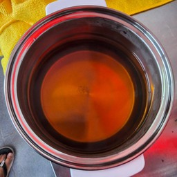 น้ำซุปน้ำดำปลาโอ