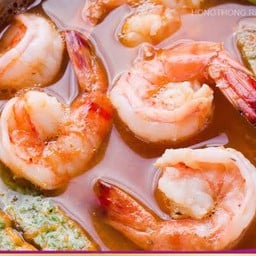 แกงส้มชะอมกุ้ง