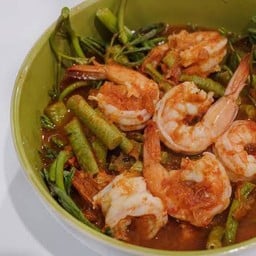 แกงส้มกุ้ง