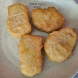 นักเก็ต 4 ชิ้น