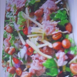 ยำแหนมรสแชบ