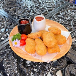 นักเก็ตไก่ Chicken nugget