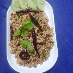 ร้าน 19เล่าเพลง ก๋วยเตี๋ยว อาหารตาสั่ง