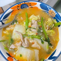 สุกี้หมูน้ำ