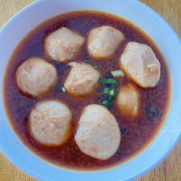 ลูกชิ้นเนื้อลวก