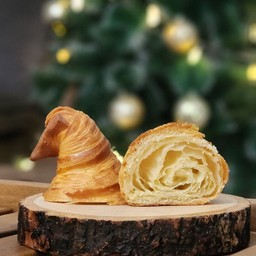 Traditional Croissant