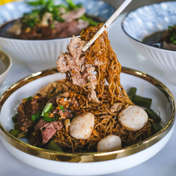 แซ่บแห้งหมู