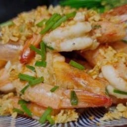 กุ้งทอดกระเทียมพริกไทย
