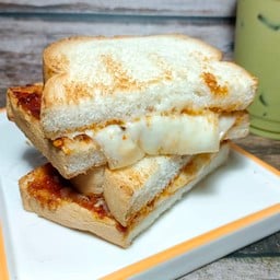 ปังนิ่มพริกเผาชีส 1 แผ่น