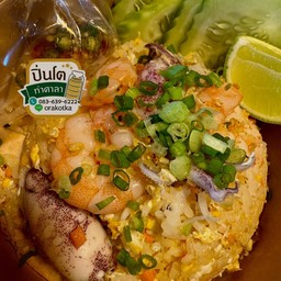 ข้าวผัดรวมมิตรทะเล