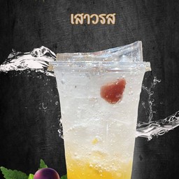 เสาวรส โซดา