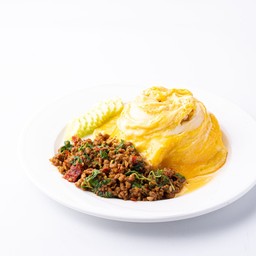 ผัดกะเพราราดข้าว