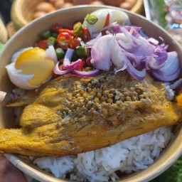 ข้าว+ไข่แมงดา +ไข่ต้ม1ฟอง หรือเลือกหรือเปลี่ยนหน้าได้หน้าได้