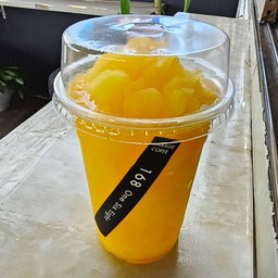 น้ำส้มปั่น