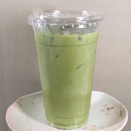 ชาเขียวใส่นมหมี