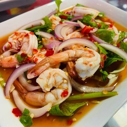 ยำกุ้งสด  ใส่ปลาร้า