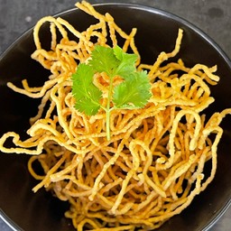 เส้นกรอบข้าวซอย