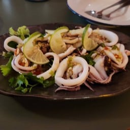 Homey Music Bar and Food