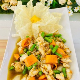 ปูก้อนผัดพริกเหลือง