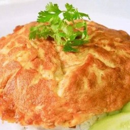 ข้าวไข่เจียวทรงเครื่อง