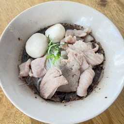 ก๋วยเตี๋ยวเรือหมู