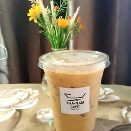 ท่าน้ำ คาเฟ่
