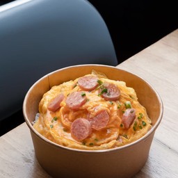 ข้าวไข่ข้นกุนเชียง แหนม