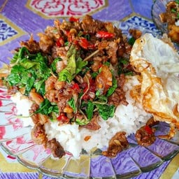 ผัดกระเพราหมูสับ