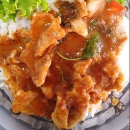 ข้าวแกงพะแนงหมู