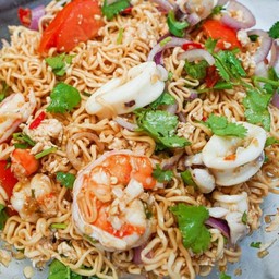 ยำมาม่าทะเล