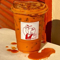 ชาไทยที่อยากชู สะพานควาย