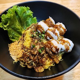 บะหมี่แห้งลูกชิ้นจัมโบ้ ซีอิ้วหวาน