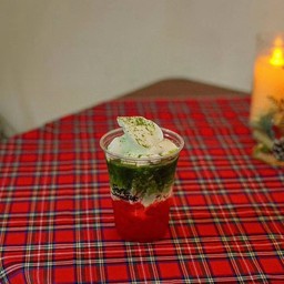 สตอเบอรี่คริสต์มัท สไตล์ไทย