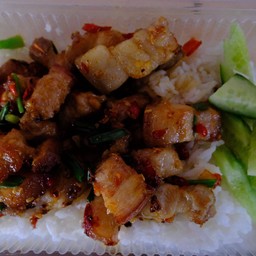 คั่วเกลือพริกกระเทียม(ราดข้าว)