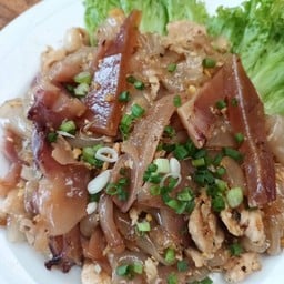 ครัวอ่องศิริ & Cafe’ สี่แยกไฟแดงหนองยายบู่